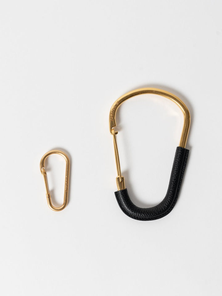 Grande Teardrop Carabiner