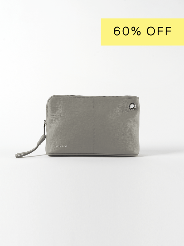 Medium Pouch (Leather)