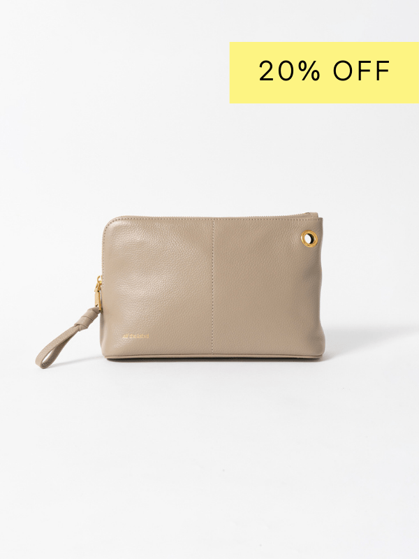 Medium Pouch (Leather)