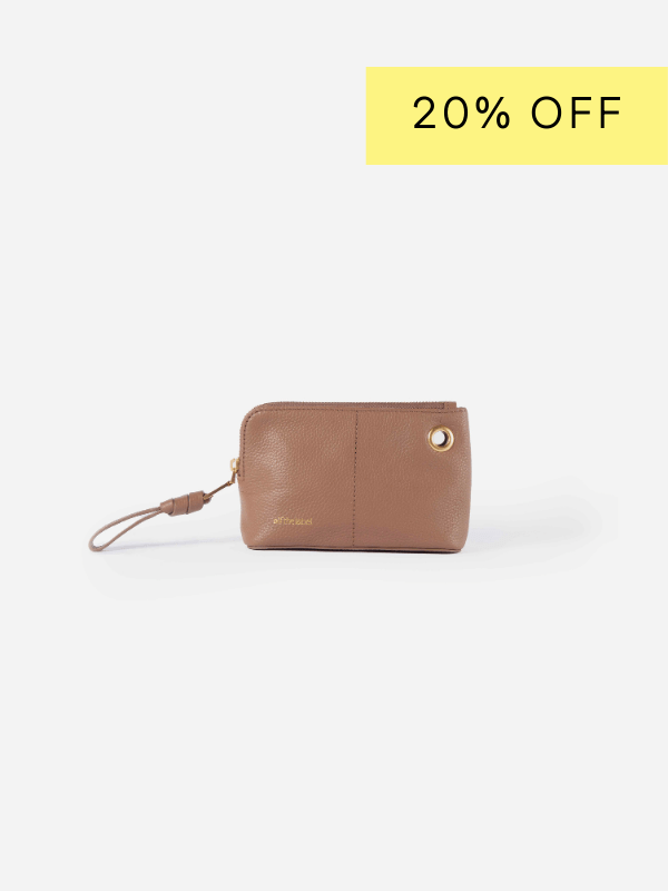 Petite Pouch (Leather)